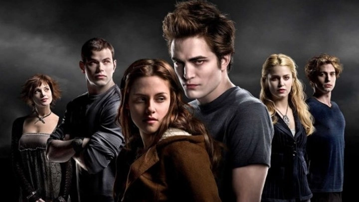 "Twilight" Through Edward's Eyes: Netflix Greenlights "Midnight Sun" Animated Series